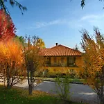 Poggio Radicati De Charme فندق 4*