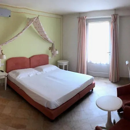 Hotel Poggio Radicati De Charme 4*