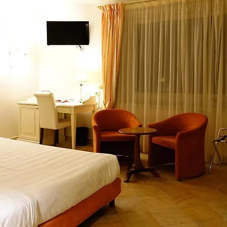 Otel Poggio Radicati De Charme