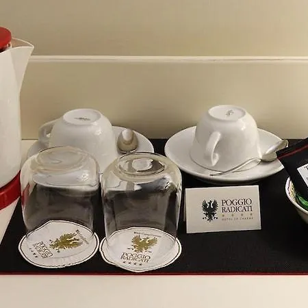 Poggio Radicati De Charme מלון סאלוצו