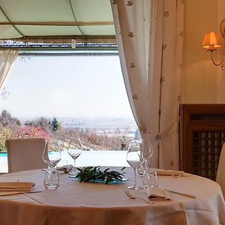 Poggio Radicati De Charme 4* Saluzzo