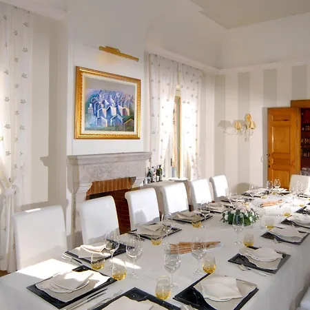 Poggio Radicati De Charme Otel