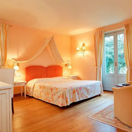 Poggio Radicati De Charme 4*