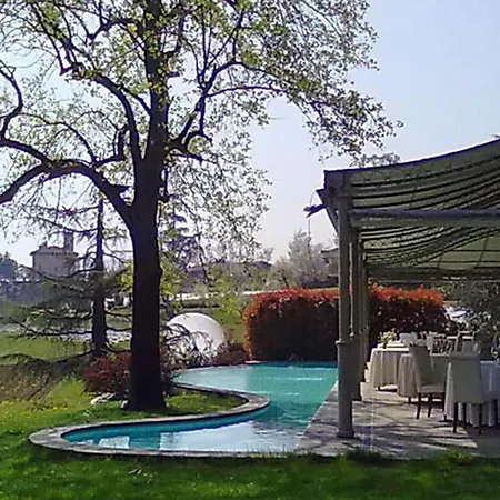 Poggio Radicati De Charme 4*